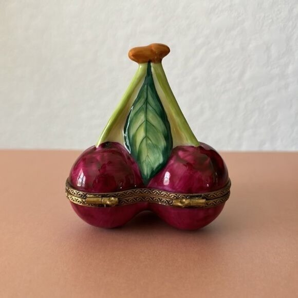 Limoges France Hand Painted Porcelain Cherries Trinket Box - Picture 4 of 11